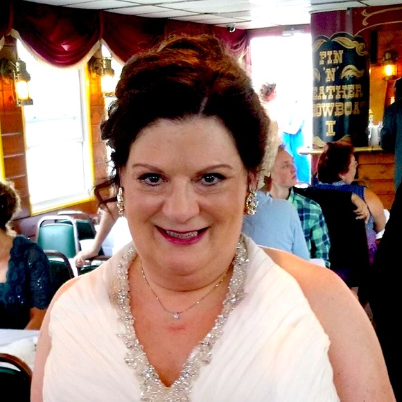 Meet your Posher, Kristen - Picture 10 of 10